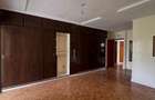 4 Bed Townhouse with En Suite in Lavington - 13