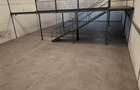 10,652 ft² Warehouse in Industrial Area - 3