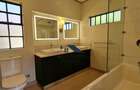 4 Bed House with En Suite at Lavington - 14