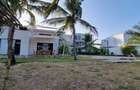 Serviced 2 Bed Apartment with En Suite at Kikambala - 12