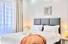 Serviced 2 Bed Apartment with En Suite at Riverside Drive - 20