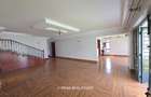 5 Bed Townhouse with Garden in Kiambu Road - 10