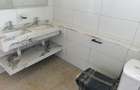 5 Bed House with En Suite at Ridgeways - 10