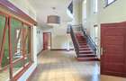 5 Bed Townhouse with En Suite in Runda - 18