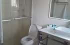 Serviced 3 Bed Apartment with Swimming Pool in Kilimani - 11