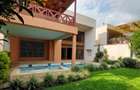 5 Bed Townhouse with En Suite at Convent Drive - 1