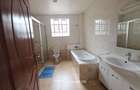5 Bed House with Garden in Runda - 13