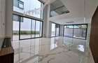 6 Bed Townhouse with En Suite in Lavington - 1