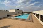 1 Bed Apartment with Swimming Pool in Dennis Pritt - 14