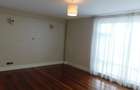 3 Bed Apartment with En Suite at Riverside Drive - 14