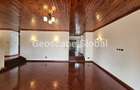 4 Bed House with En Suite in Loresho - 11