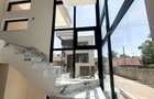 5 Bed Townhouse with En Suite in Lavington - 10