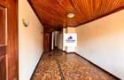 4 Bed House with En Suite in Lavington - 7