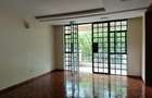4 Bed Townhouse with En Suite in Kitisuru - 13