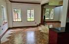 5 Bed House with En Suite in Runda - 9