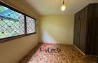 3 Bed House with Garden at Lavington - 12