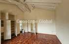 5 Bed House with En Suite in Ridgeways - 4