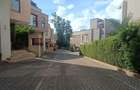 4 Bed Townhouse with En Suite at Lavington - 2