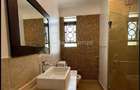 4 Bed Townhouse with En Suite in Lavington - 10