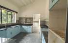 4 Bed House with En Suite at Lavington - 4