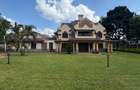 5 Bed House with En Suite in Runda - 2