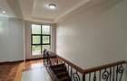 4 Bed Apartment with En Suite at Riverside Drive - 6
