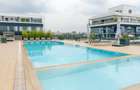 4 Bed Apartment with En Suite in Riverside - 15
