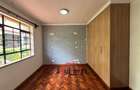 4 Bed Townhouse with En Suite in Kitisuru - 12