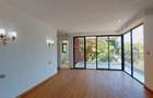 5 Bed Townhouse with En Suite in Lavington - 19