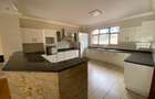 3 Bed Apartment with En Suite in Parklands - 7