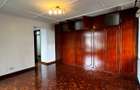 4 Bed Townhouse with En Suite in Lavington - 6
