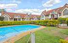 5 Bed Townhouse with En Suite at Lavington Green - 20