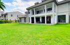 6 Bed Townhouse with En Suite in Lavington - 1