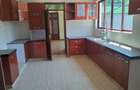 5 Bed Townhouse with En Suite in Karen - 8