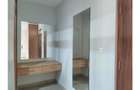 4 Bed Townhouse with En Suite in Parklands - 9