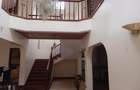 6 Bed Townhouse with En Suite at Lavington - 18