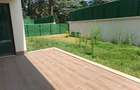 5 Bed Townhouse with En Suite at Lavington - 13