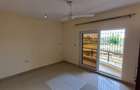 3 Bed Apartment with En Suite at Green Wood Drive - 6