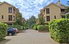 5 Bed Townhouse with En Suite in Lavington - 1