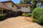 4 Bed Townhouse with En Suite at Convent Drive - 2
