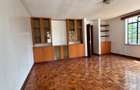 5 Bed Townhouse with En Suite in Lavington - 10