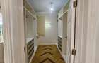 5 Bed House with En Suite in Runda - 9