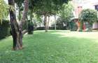 5 Bed House with En Suite in Runda - 18