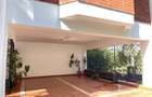 5 Bed Townhouse with En Suite in Spring Valley - 3