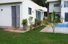 5 Bed House in Runda - 6