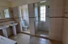 5 Bed Townhouse with En Suite in Lavington - 11