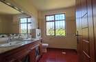 5 Bed House with En Suite in Runda - 8