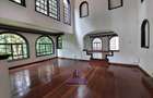 4 Bed Townhouse with En Suite at Riverside Dr - 5