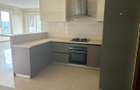 4 Bed Apartment with En Suite in Parklands - 10