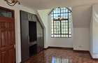 4 Bed Townhouse with En Suite in Lavington - 7